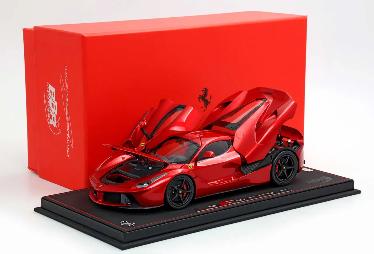 Ferrari & Maserati — design, advertising and POS materials