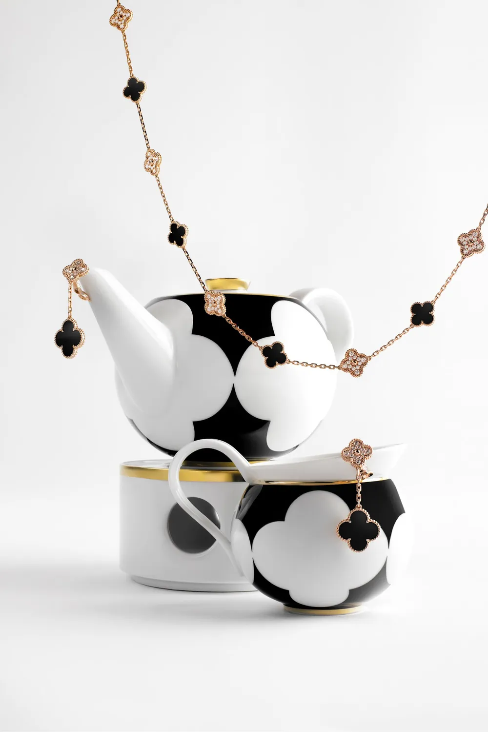 Williams et Oliver · Dom Farfora — Van Cleef & Arpels